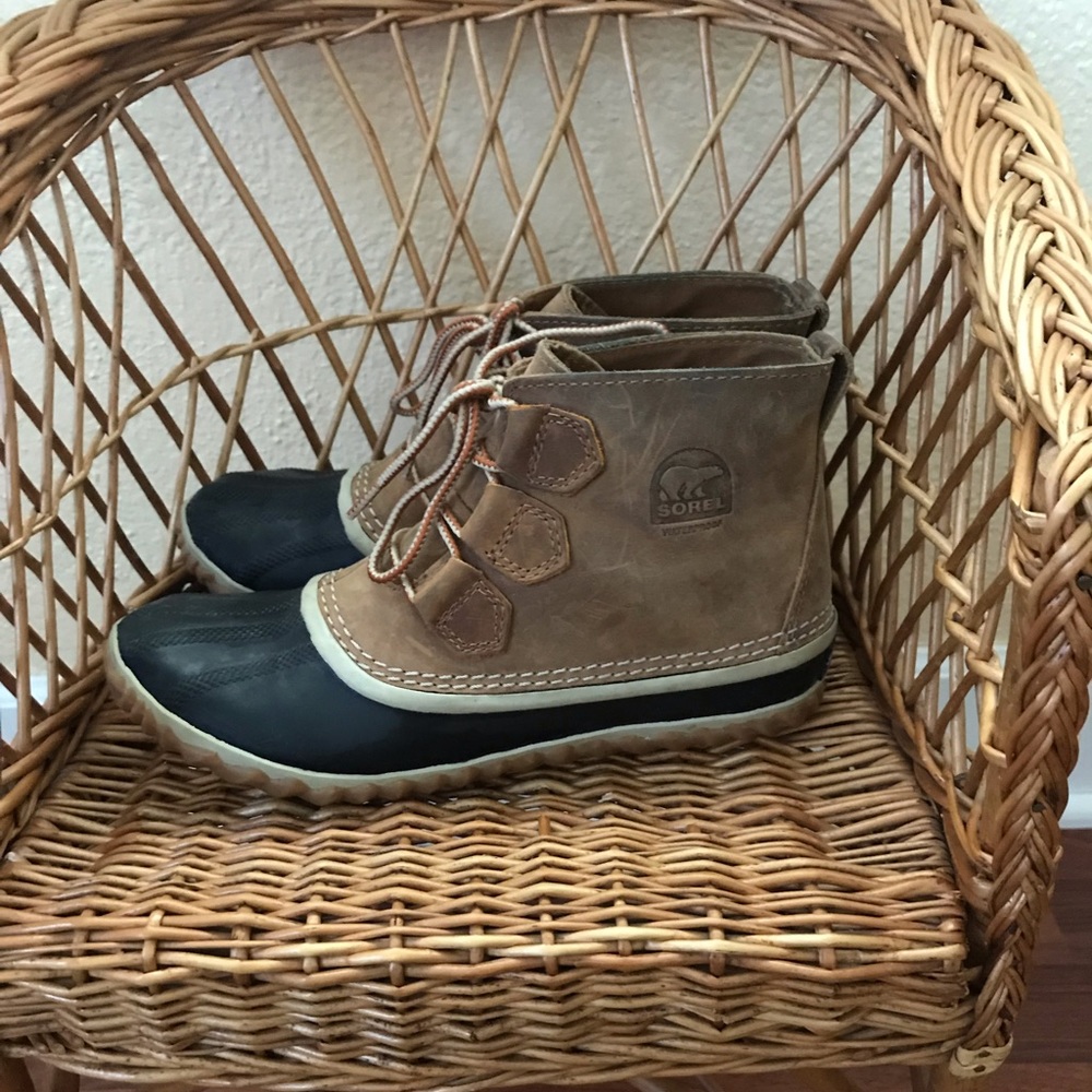 Sorel Out and About booties